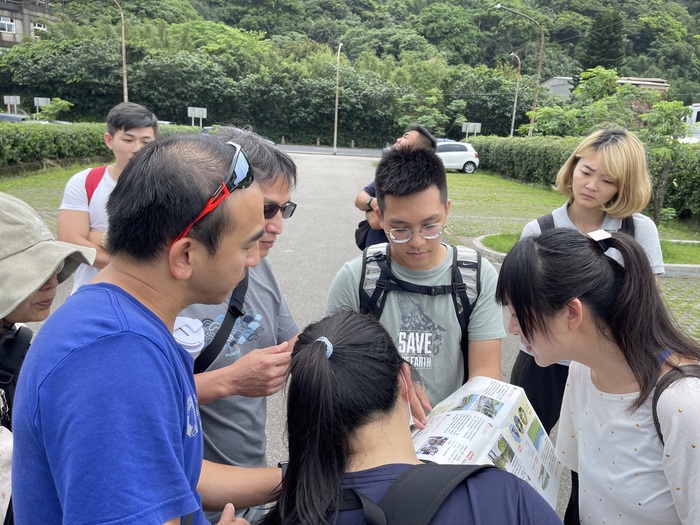 金萬小伴旅戶外教育學習地圖-教師抵達學習點進行任務活動